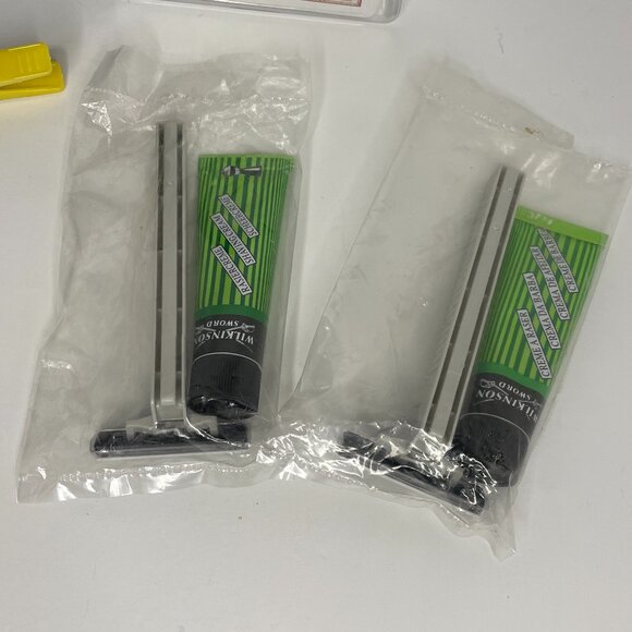 Men's Vintage Travel Set with Razors NOS - Picture 3 of 7